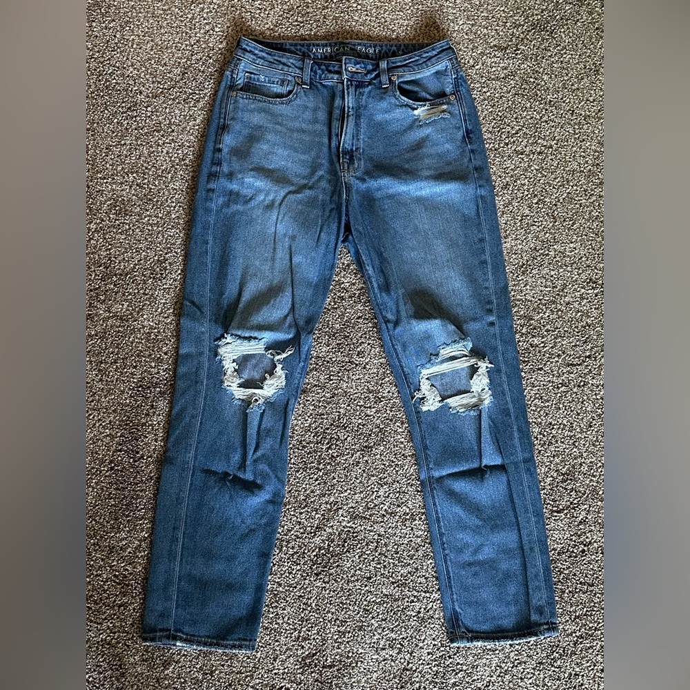 American Eagle Comfort Stretch Waistband Mom Jeans